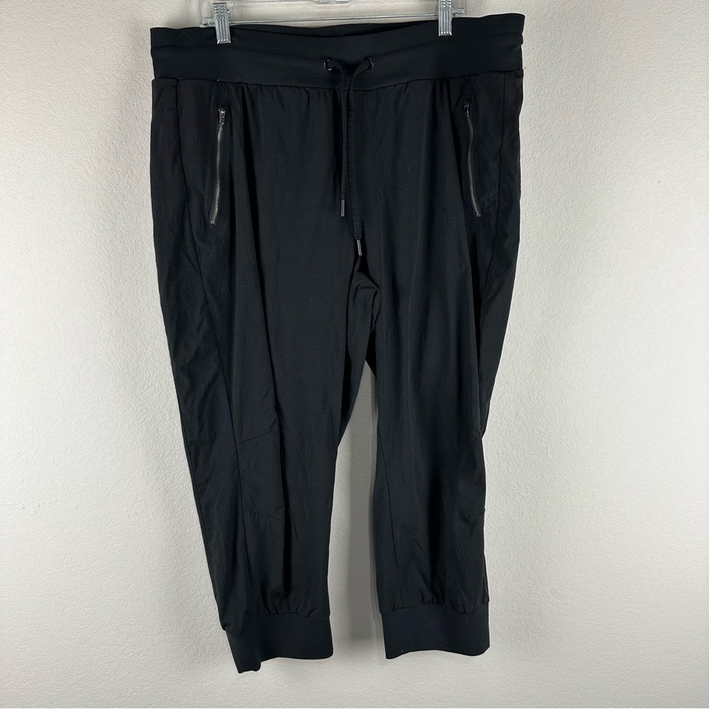 Athleta Black Trekkie North Crop 23” Jogger Athleisure Pants Size 18